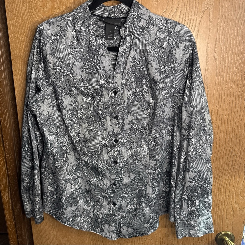 Lane Bryant Floral Lace Print Button Down Front Collar Long Sleeve gray shirt 14